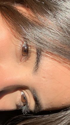 simple girl eyes pic