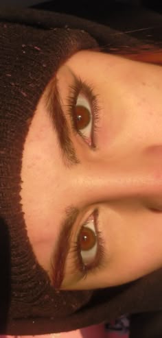 simple girl eyes pic