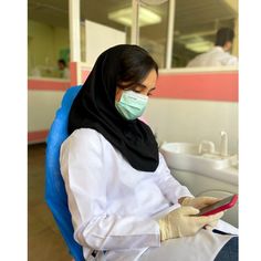 stylish girl doctor dp