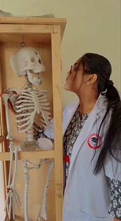 stylish girl doctor dp