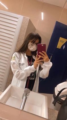 stylish girl doctor dp