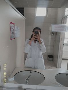 stylish girl doctor dp