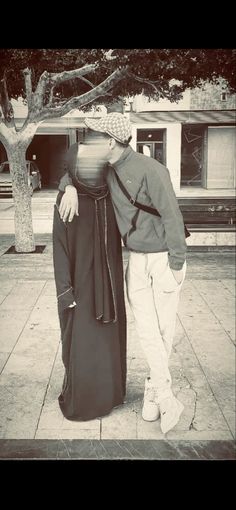 stylish islamic couple dp