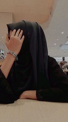 stylish islamic couple dp