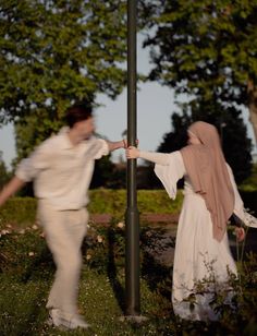 stylish islamic couple dp