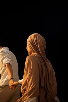 stylish islamic couple dp